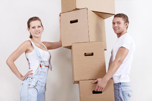 Local Hampstead moving service navigating narrow streets